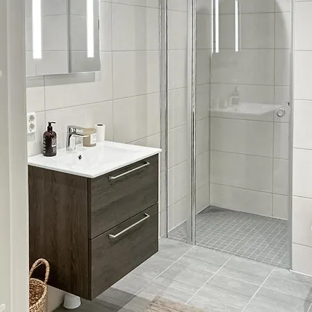 2 Bedroom Stunning In Lägenhet Geilo