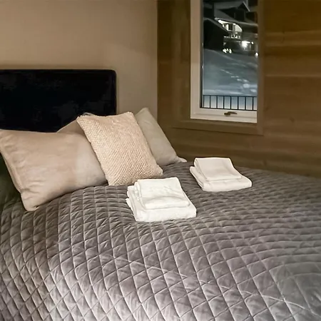 2 Bedroom Stunning In Appartement *